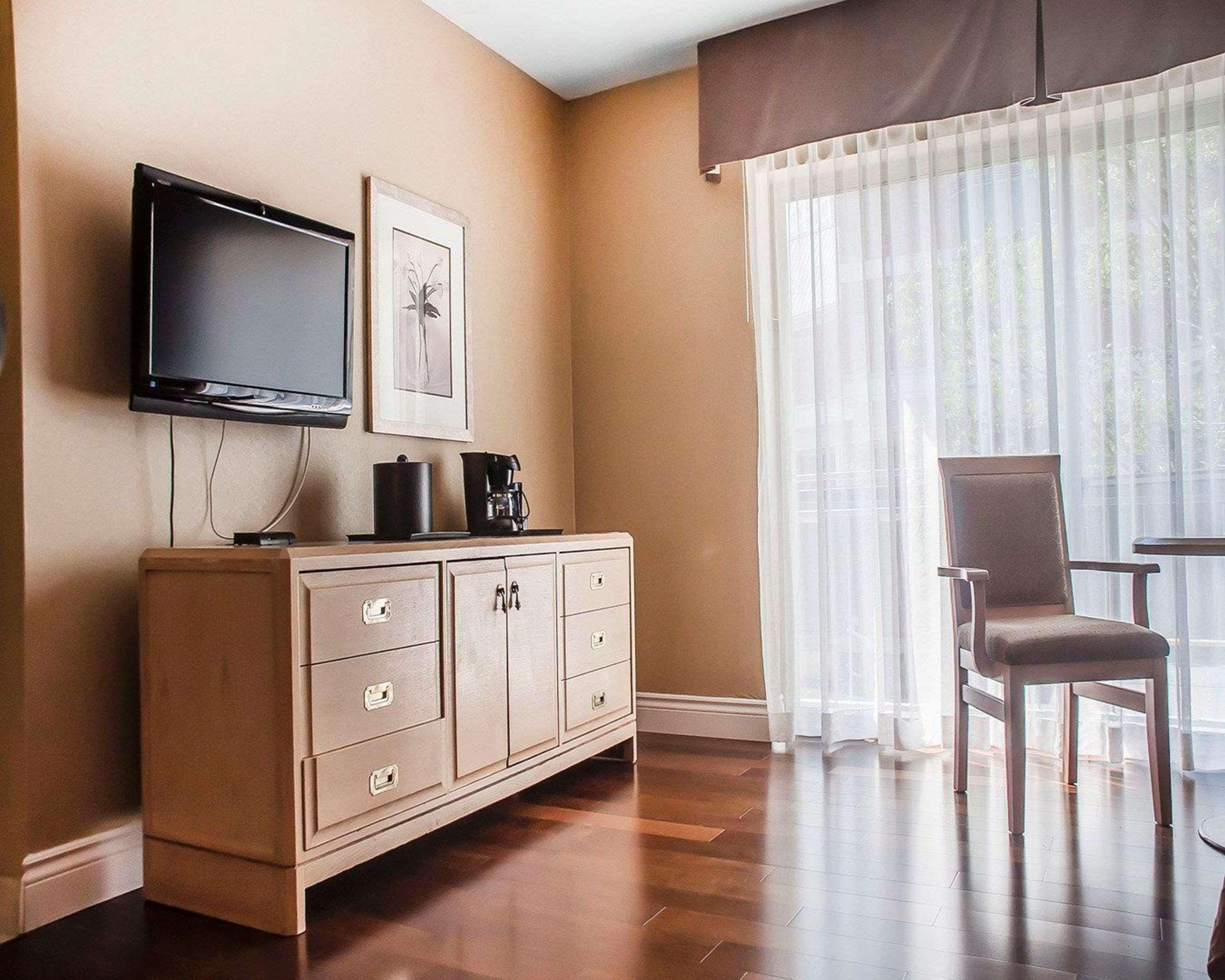 Quality Hotel Fallsview Cascade Niagara Bagian luar foto